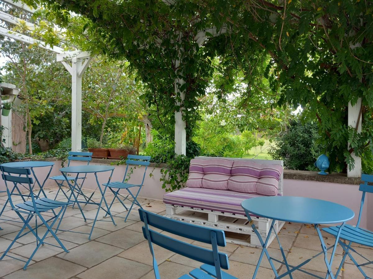 I Fichi Bianchi Bed & Breakfast Cutrofiano Ngoại thất bức ảnh